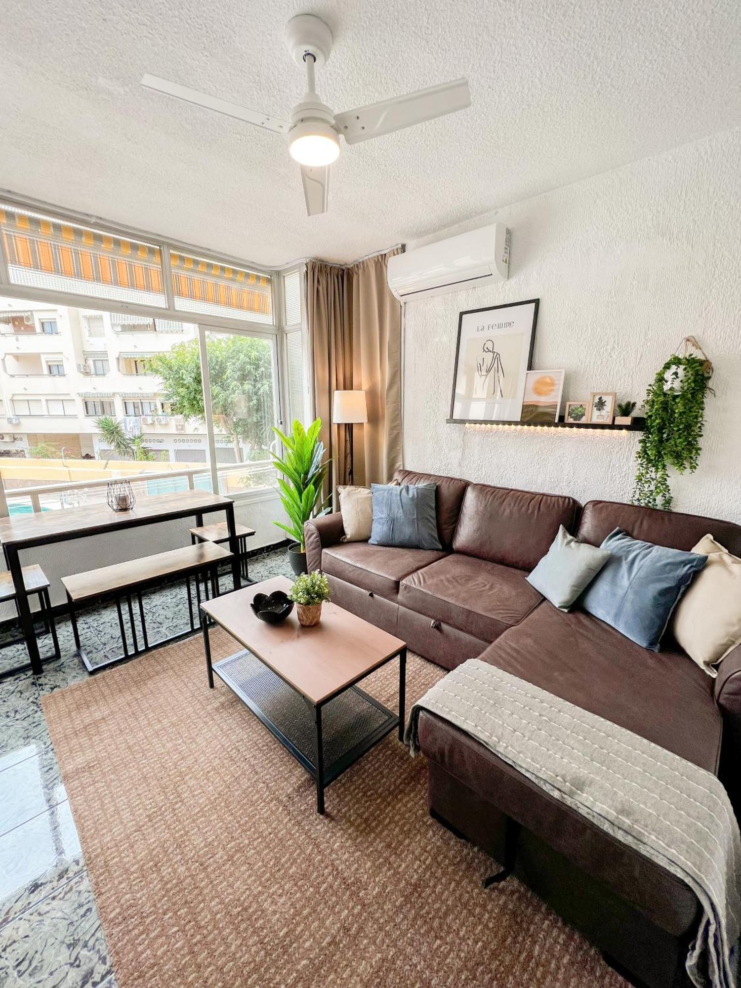 Cozy And Bright Flat With Pool Apartment Torremolinos Exterior photo